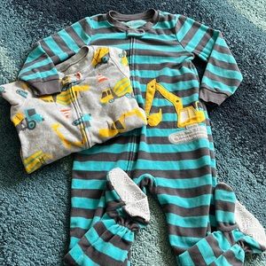 Yellow Digger Fleece Footed Pajamas - 3T PJs